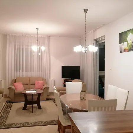 Golden Apartman Шиофок
