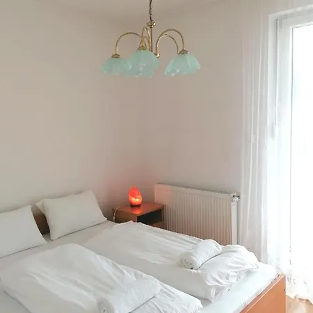 Апартаменты Golden Apartman